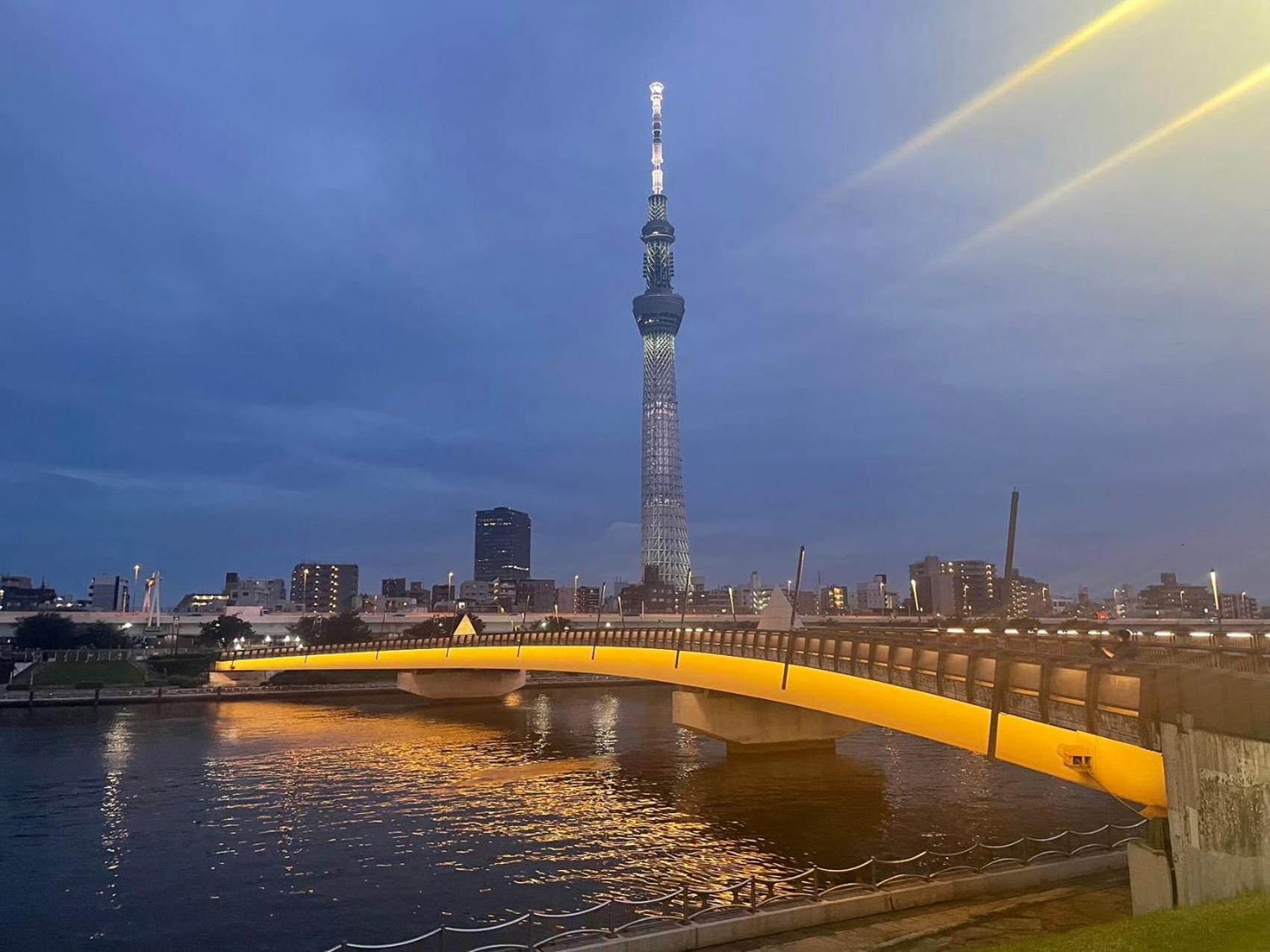 Calum Asakusa Imado Tokyoカルム浅草今戸ツインルーム新築民泊東京浅草隅田川今戸神社近くスカイツリー見えるコンビニコインランドリー近くある浅草駅まで徒歩圏内アクセス便利成田空港羽田空港銀座渋谷東京駅直通 Extérieur photo