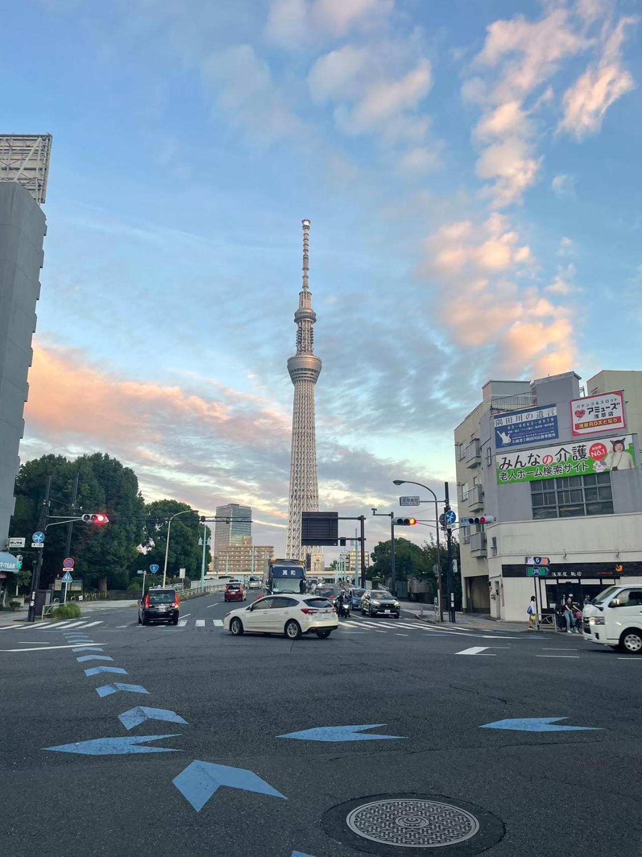 Calum Asakusa Imado Tokyoカルム浅草今戸ツインルーム新築民泊東京浅草隅田川今戸神社近くスカイツリー見えるコンビニコインランドリー近くある浅草駅まで徒歩圏内アクセス便利成田空港羽田空港銀座渋谷東京駅直通 Extérieur photo